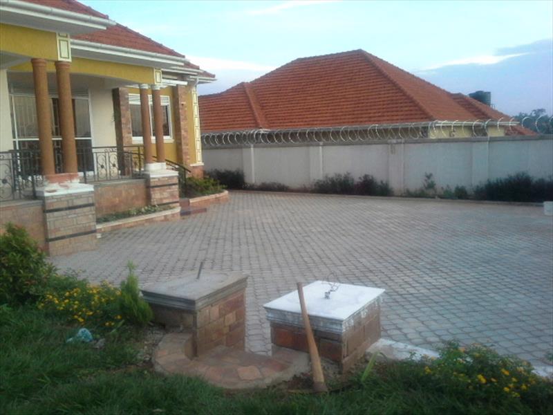 Bungalow for sale in Kira Wakiso