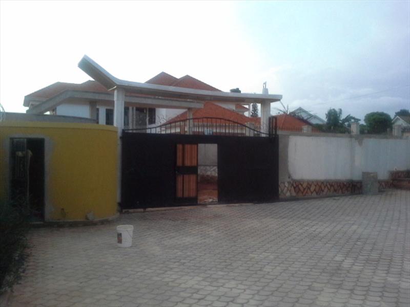 Bungalow for sale in Kira Wakiso