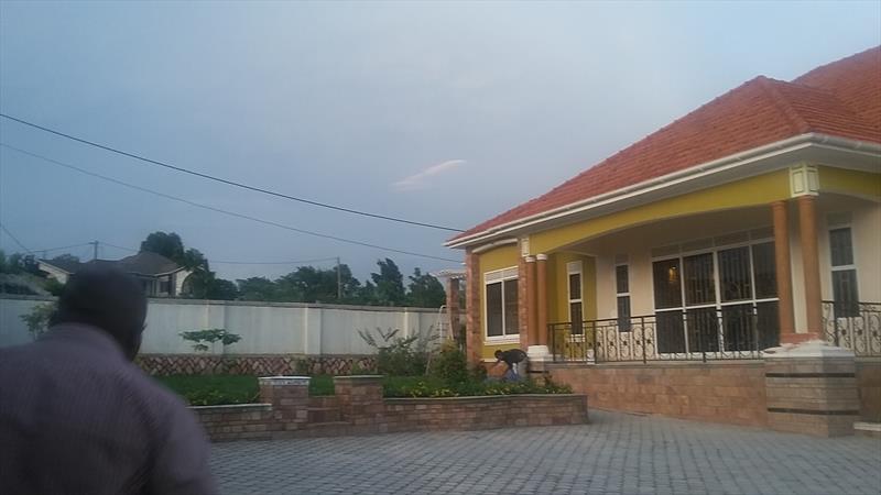 Bungalow for sale in Kira Wakiso