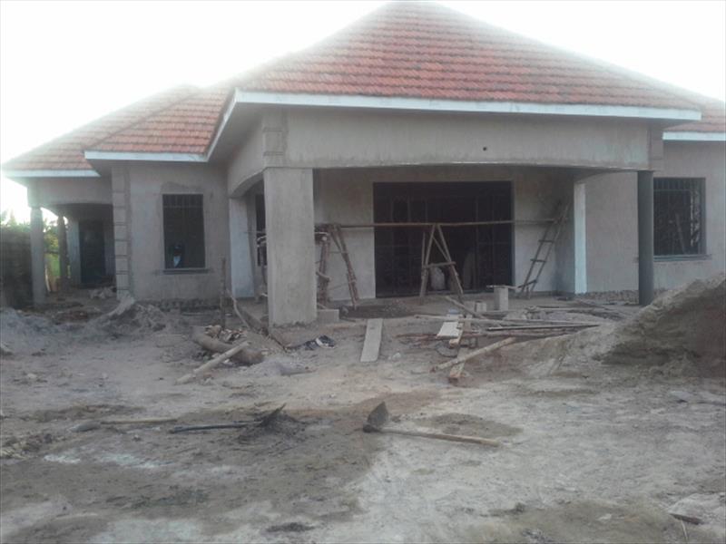 Shell House for sale in Namugongo Wakiso