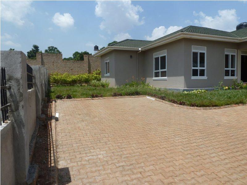 Bungalow for sale in Namugongo Wakiso