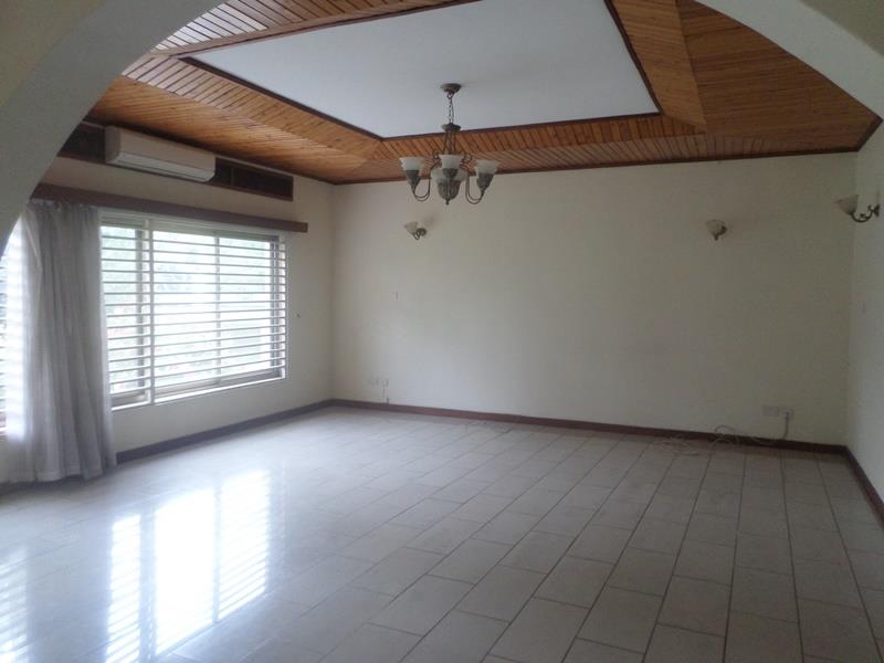 Maisonette for rent in Bugoloobi Kampala