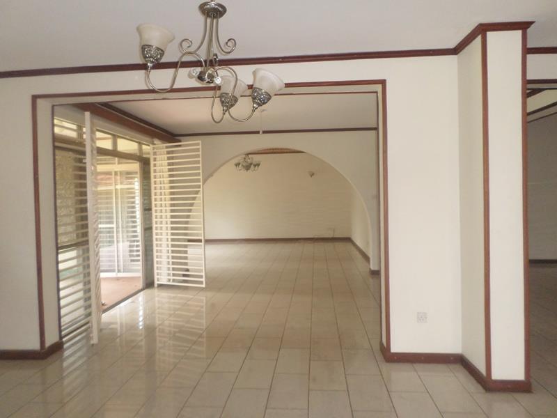 Maisonette for rent in Bugoloobi Kampala