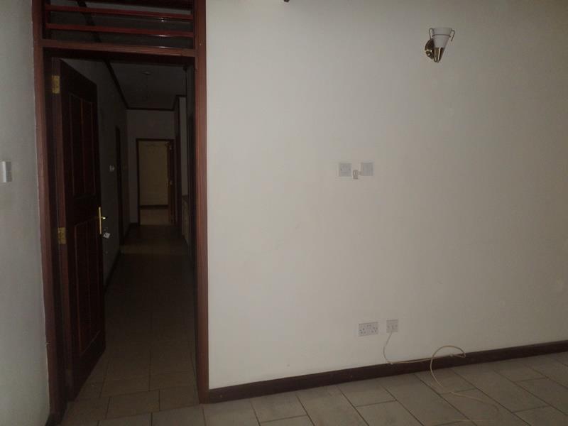 Maisonette for rent in Bugoloobi Kampala