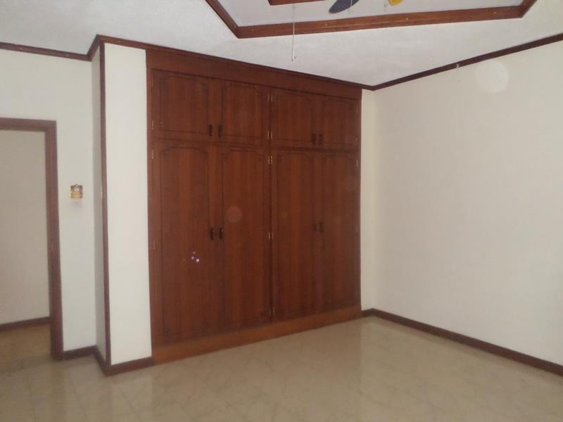 Maisonette for rent in Bugoloobi Kampala