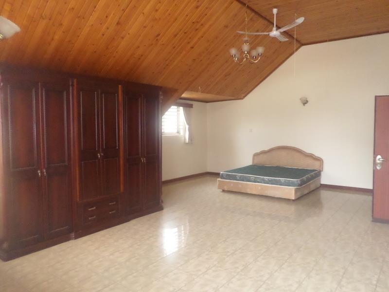 Maisonette for rent in Bugoloobi Kampala