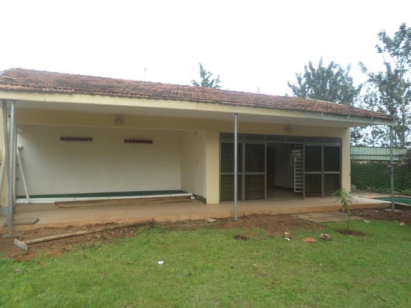 Maisonette for rent in Bugoloobi Kampala