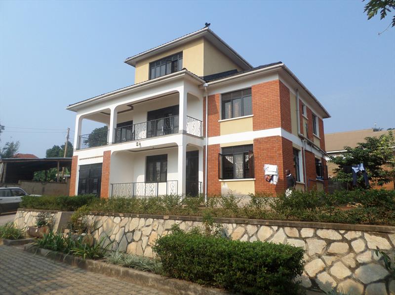 Maisonette for sale in Buziga Kampala