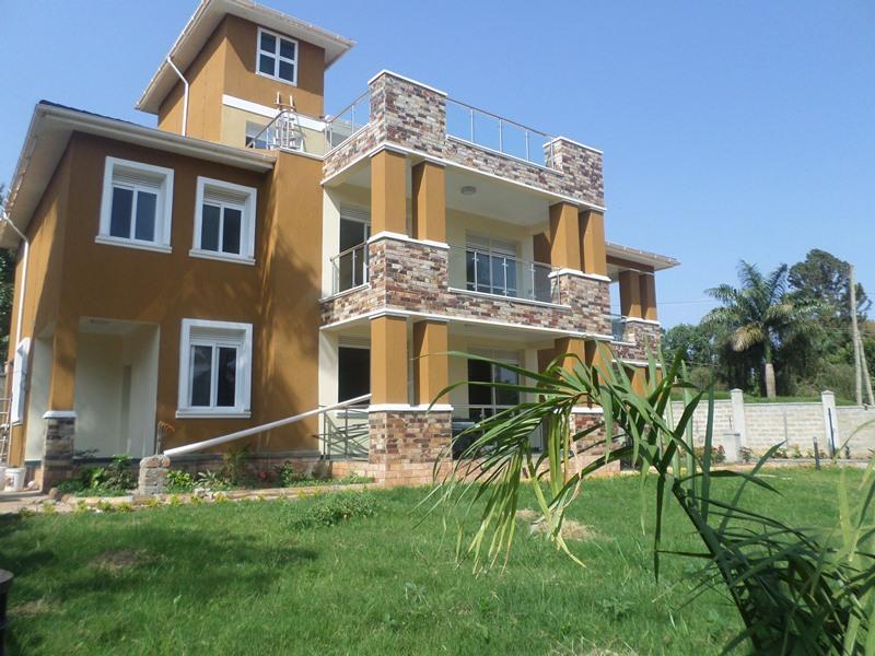 Maisonette for sale in Muyenga Kampala