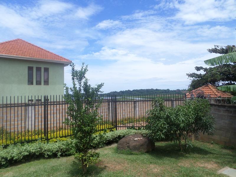 Bungalow for rent in Munyonyo Kampala