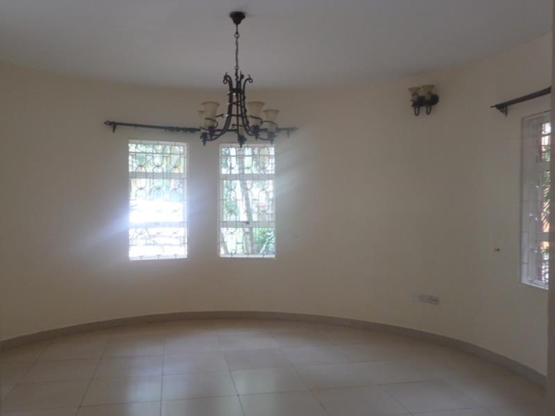 Town House for rent in Naguru Kampala