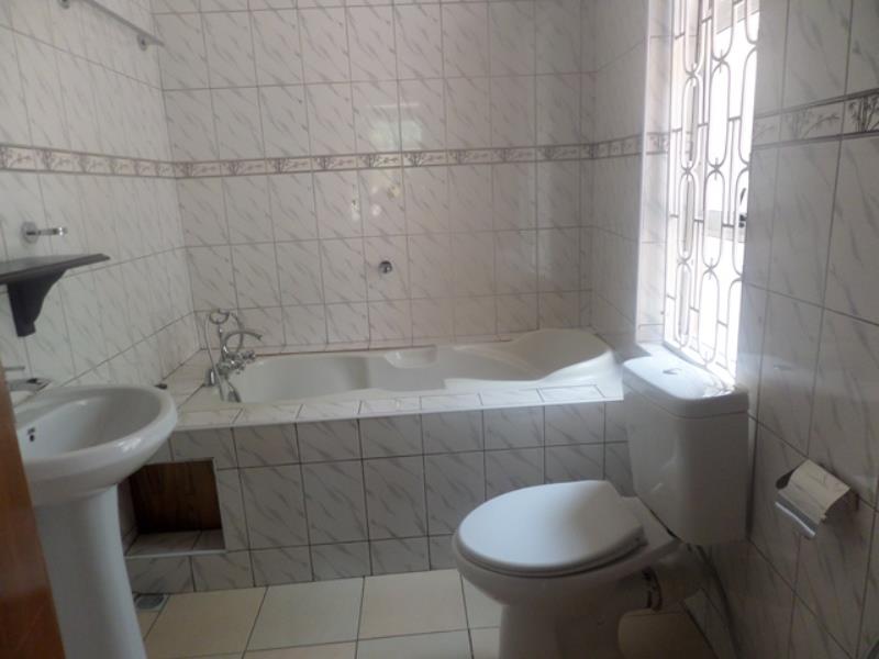 Town House for rent in Naguru Kampala