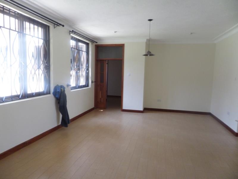 Duplex for rent in Muyenga Kampala