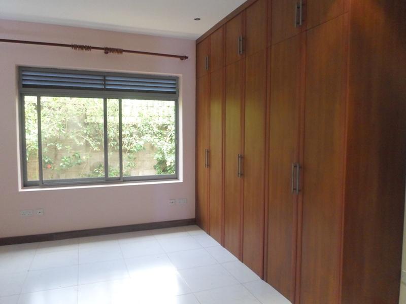 Apartment for rent in Mutungo Kampala