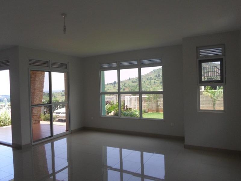 Storeyed house for rent in Lubowa Wakiso