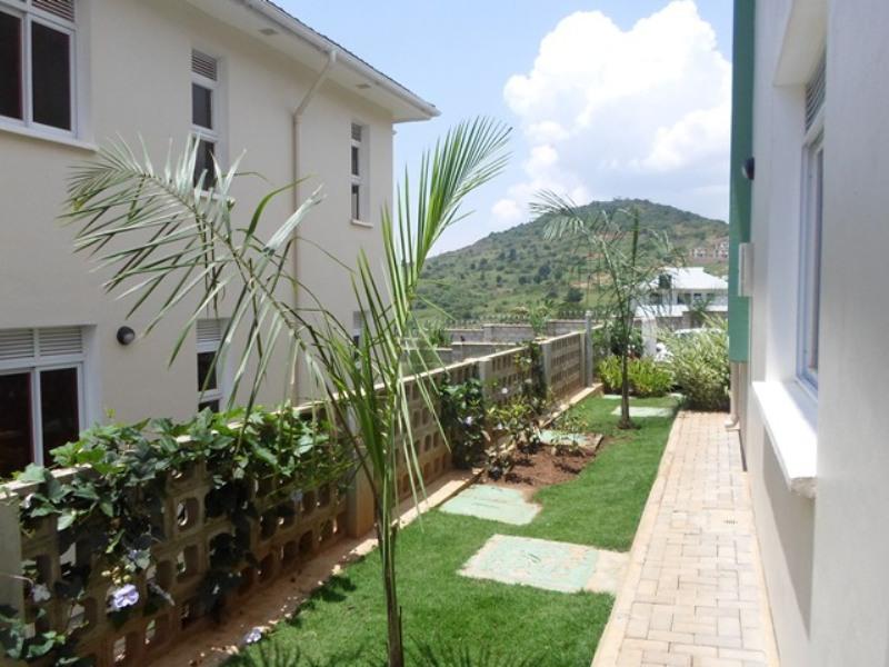 Storeyed house for rent in Lubowa Wakiso