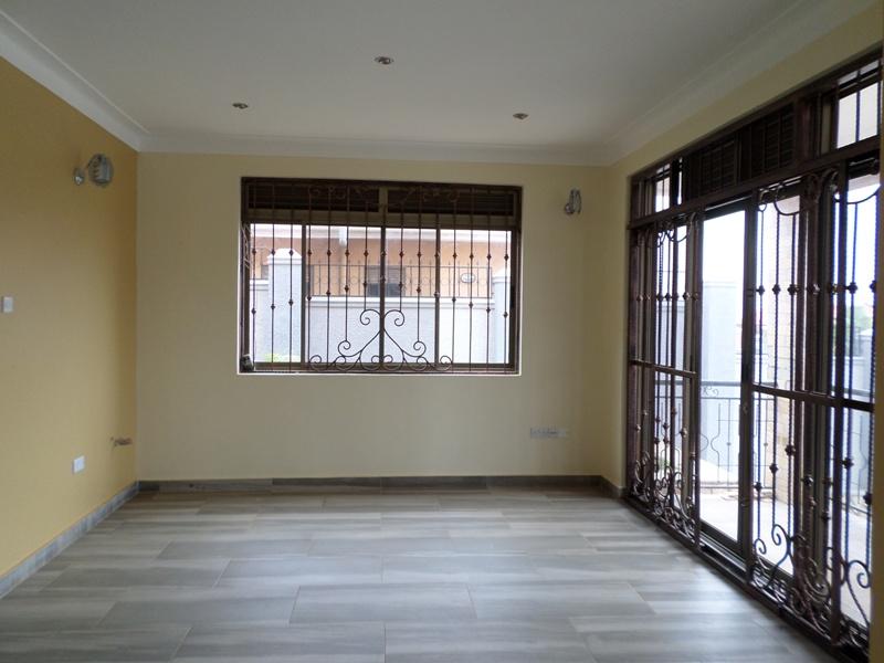 Maisonette for sale in Kyanja Wakiso