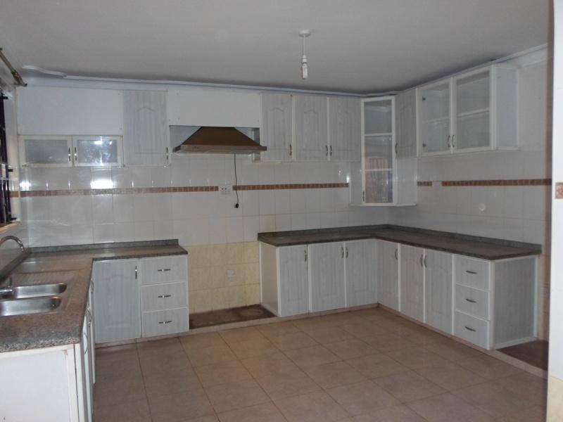 Town House for sale in Naguru Kampala