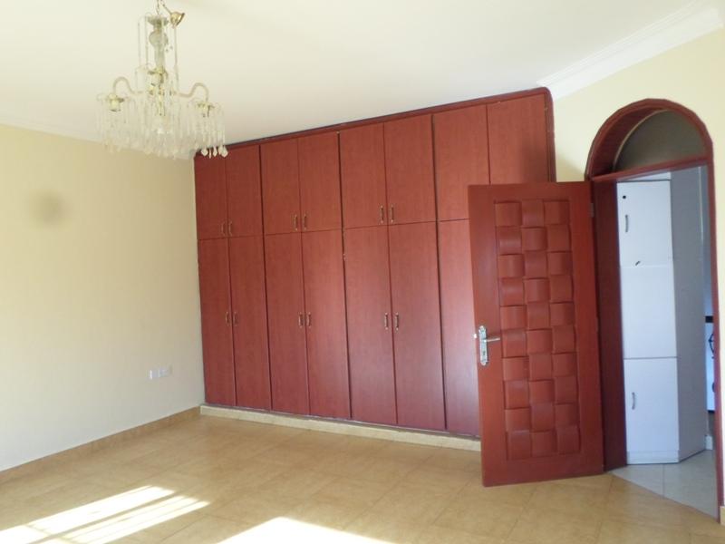 Town House for sale in Naguru Kampala