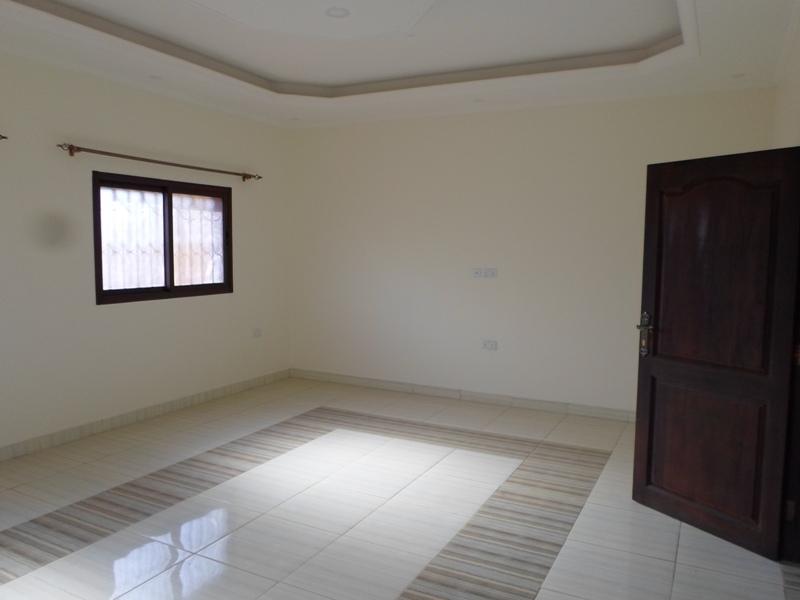 Town House for rent in Mbuya Kampala