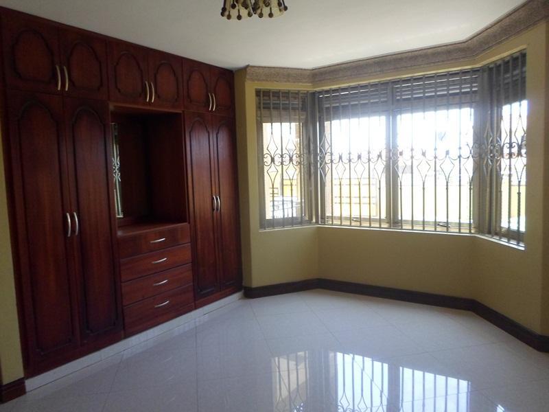 Mansion for sale in Butabika Kampala