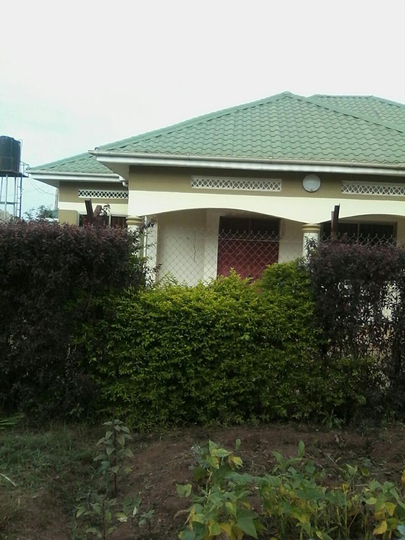 Bungalow for sale in Gayaza Wakiso