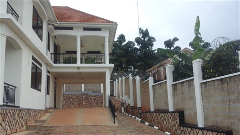 Mansion for rent in Buziga Kampala