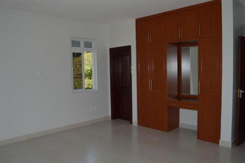 Town House for sale in Lubowa Wakiso