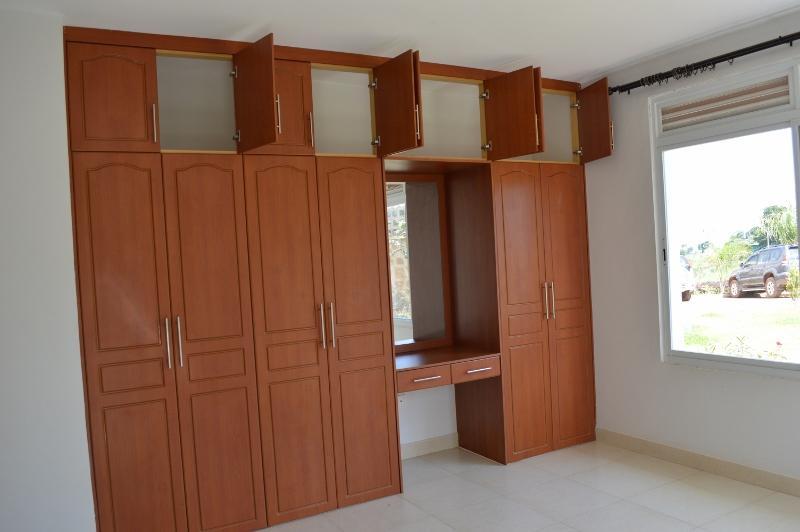 Town House for sale in Lubowa Wakiso