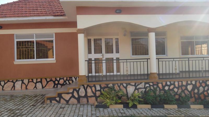 Bungalow for sale in Kitende Wakiso