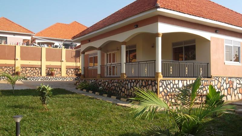 Bungalow for sale in Kitende Wakiso