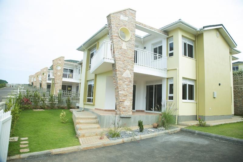 Villa for sale in Lubowa Kampala