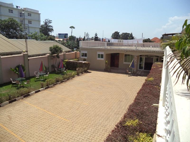 Mansion for rent in Entebbe Wakiso