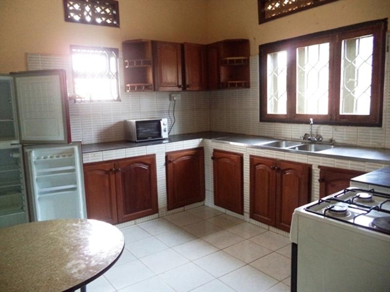 Storeyed house for rent in Entebbe Wakiso