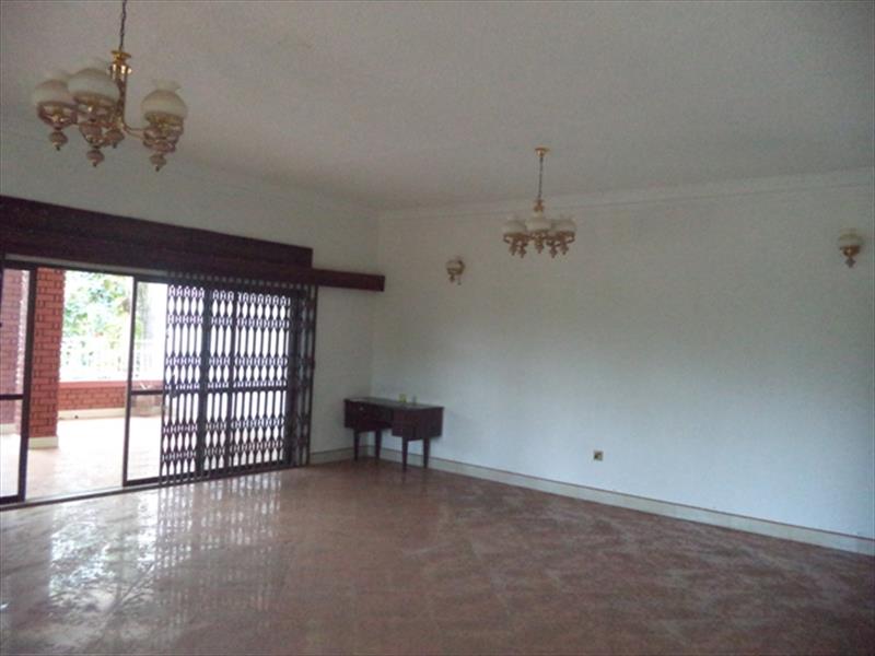 Mansion for rent in Entebbe Wakiso