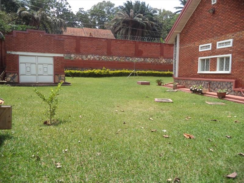 Mansion for rent in Entebbe Wakiso