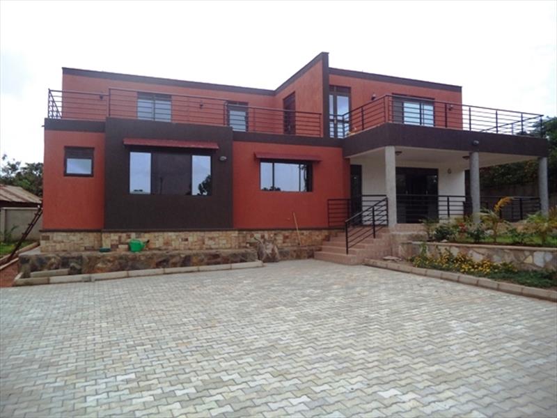 Storeyed house for sale in Entebbe Wakiso