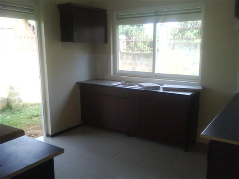 Semi Detached for rent in Entebbe Wakiso