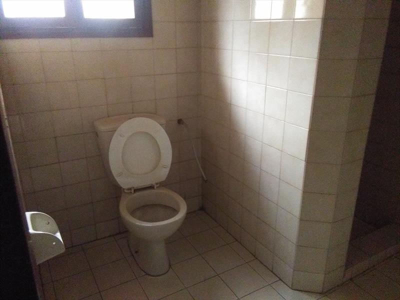 Bathroom (Toilet)