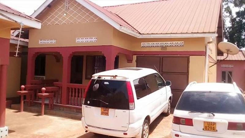 Semi Detached for sale in Kyaliwajjala Wakiso