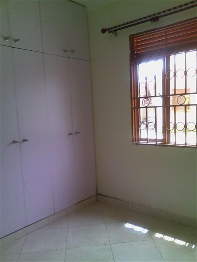 Semi Detached for rent in Kyaliwajjala Kampala