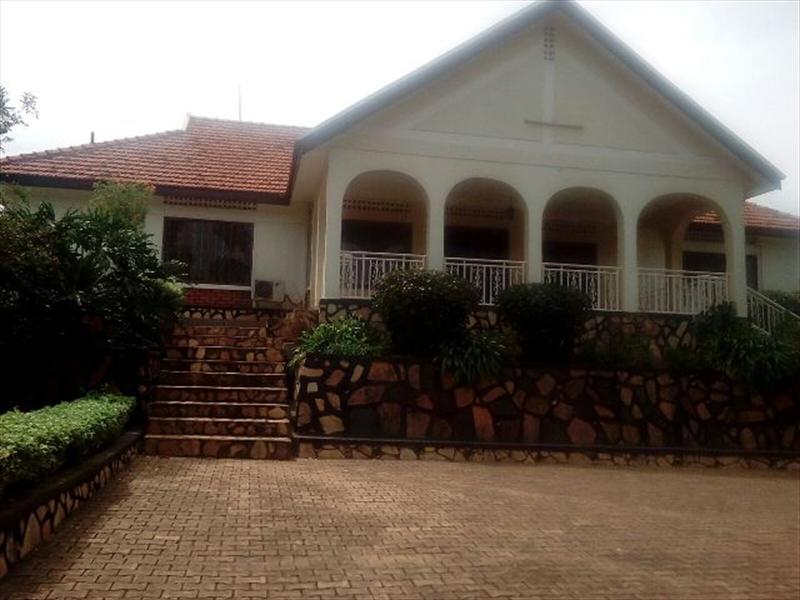 Bungalow for rent in Naguru Kampala