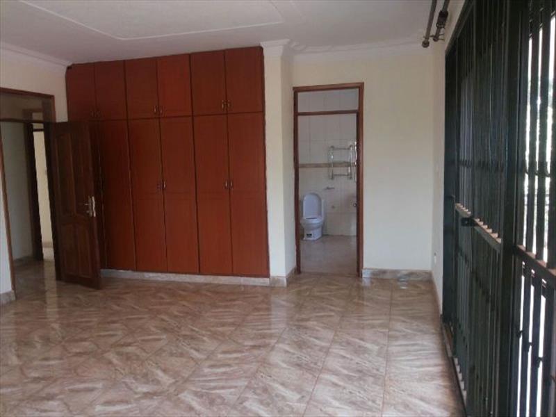 Bungalow for sale in Naalya Kampala