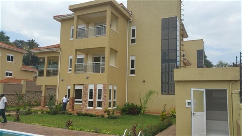 Mansion for sale in Munyonyo Kampala