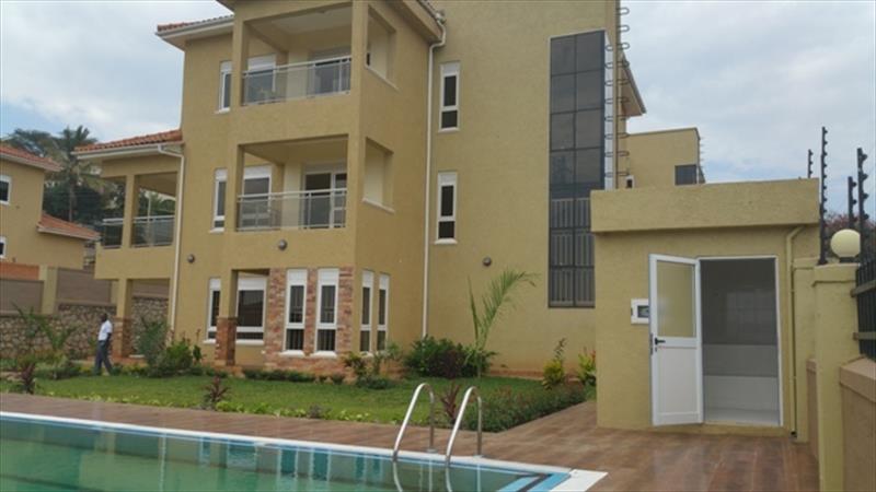 Mansion for sale in Munyonyo Kampala