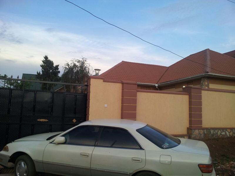 Bungalow for sale in Bweyogerere Kampala