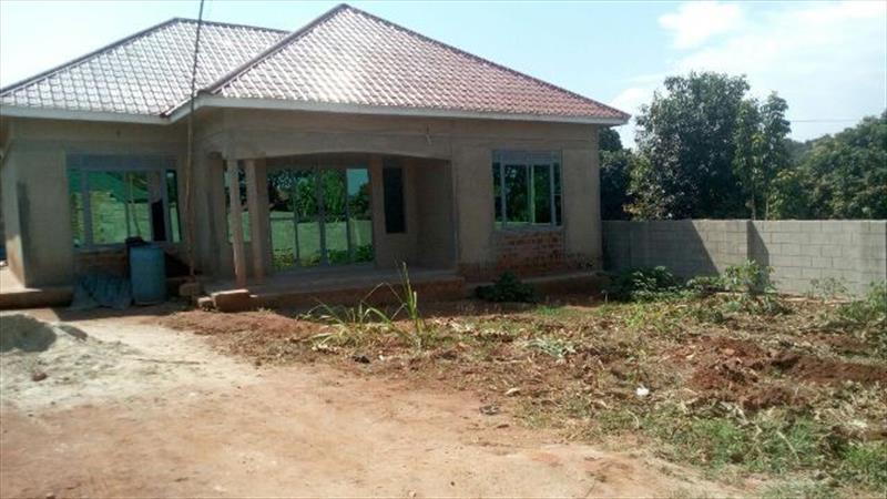 Bungalow for sale in Kajjansi Kampala