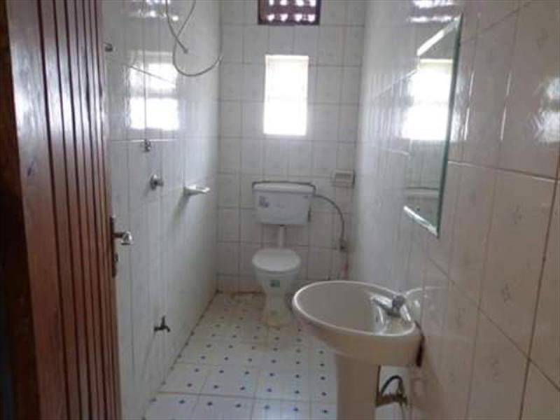 Bathroom (Toilet)