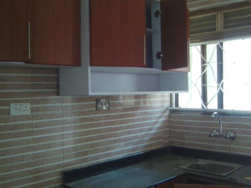 Bungalow for rent in Kyanja Wakiso