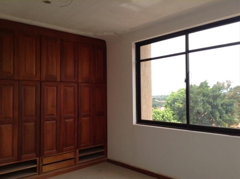 Apartment for sale in Kiwaatule Kampala